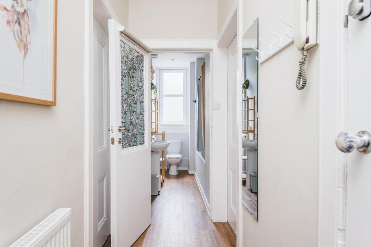 New Sleek 1Bd Edinburgh City Centre Stay Zewnętrze zdjęcie